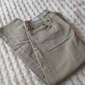 Levis